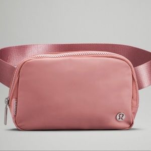 Lululemon Everywhere Belt Bag Pink Pastel NWT
